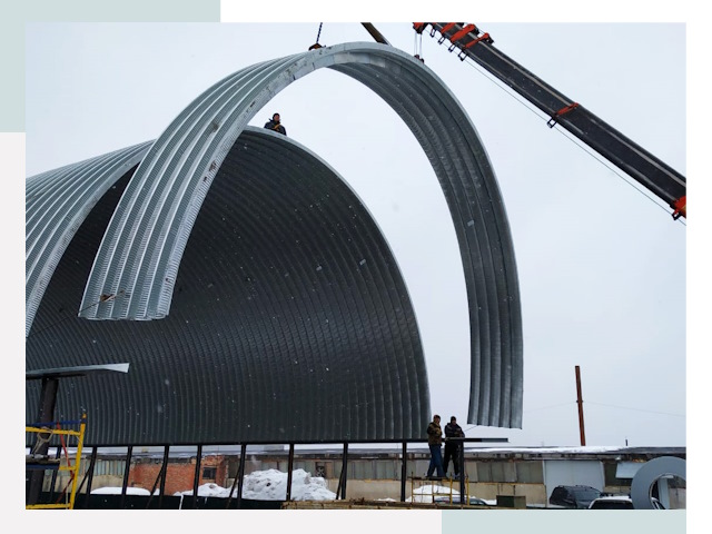 Полукруглые ангары в Каменске-Уральском